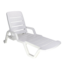 ESPREGUIÇADEIRA LEBLON BRANCA EM POLIPROPILENO ESPREGUIÇADEIRA LEBLON BRANCA EM POLIPROPILENO